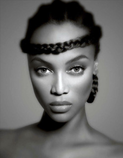 Tyra Banks/JY-TyraBanks-04.jpg